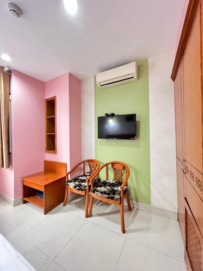 Valentine Luxury Hotel - 31 Bui Vien Street Ho Chi Minh City Exterior photo