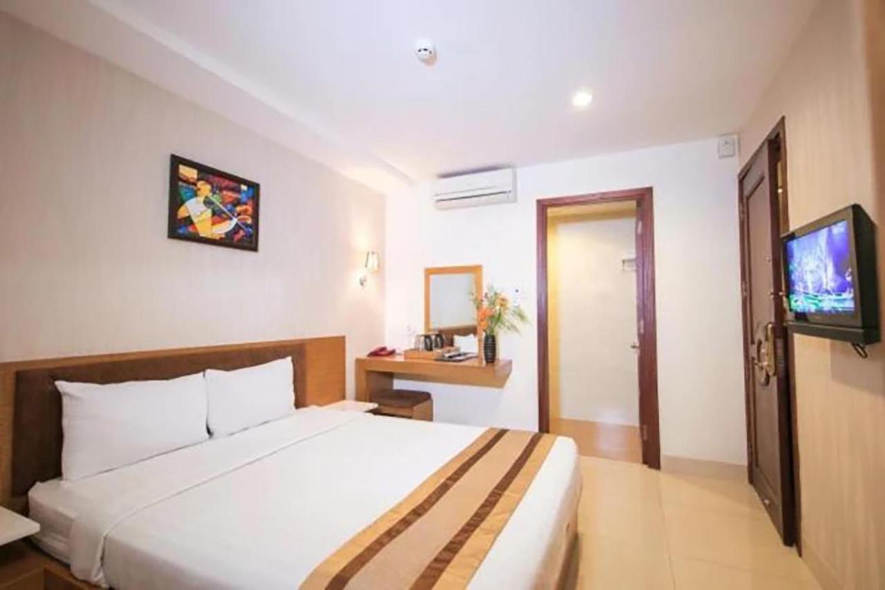 Valentine Luxury Hotel - 31 Bui Vien Street Ho Chi Minh City Exterior photo